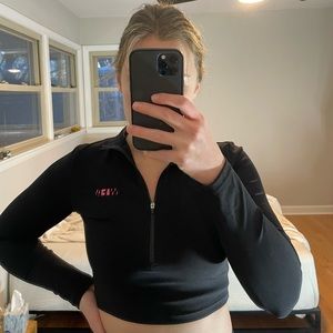 white fox athletic cropped long sleeve.